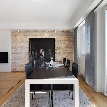 Apartment Plajhome *